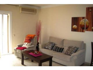 FIGUERES: Nice apartment in the centre