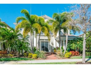 4 bedroom Property For Sale: 4901 YACHT..