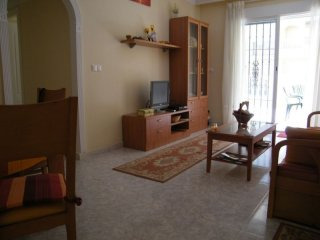 2 Bedrooms Apartment For Sale
