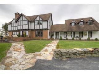 4 bedroom Residence For Sale:..