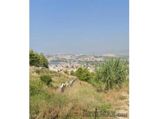 Građevinsko zemljište 1176 m² s pogledom na more - Strožanac