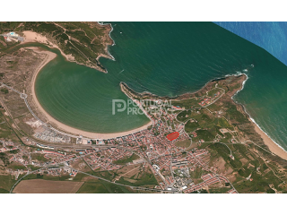 Land in Sao Martinho do Porto close to..