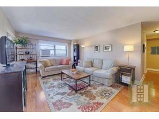 1 bedroom Apartment For Sale: 175 ADAMS..
