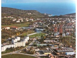 Labin, građ.zemljište, 5239 m2 za poslovno-trgovačku namjenu