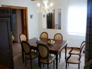 4 Bedrooms - Villa - Malaga - For Sale