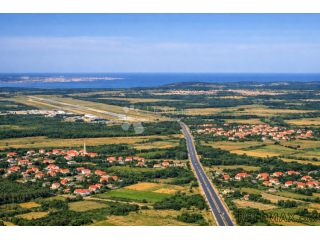 Građevinsko zemljište nadomak Pule u T zoni!