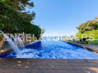 Luxus-Villa in erster Meerlage in Cabo..
