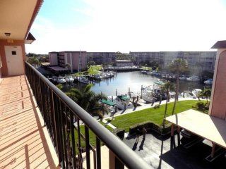 930 Dogwood Dr #558, Delray Beach, FL -..