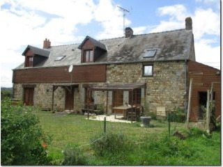 Countryside House with Guest..