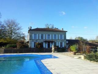 Charante House 9 Rooms