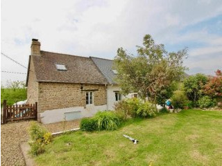 2 Bedroom Cottage For Sale