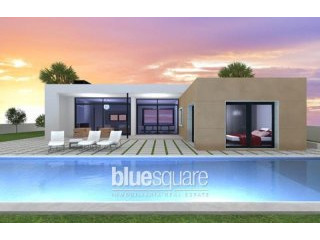 New modern 3-bedroom villa on one level..
