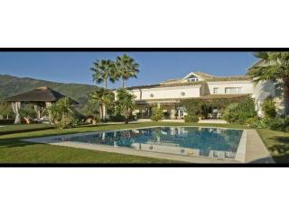 6 bedroom detached villa for sale
