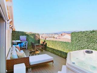 Top floor with amazing views