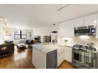 3 bedroom Apartment For Sale: 617 EAST..