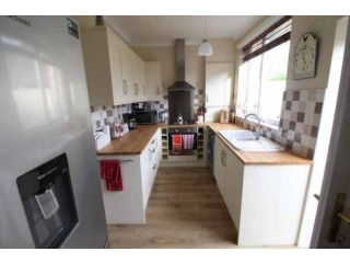 2 bedroom, End Of Terrace House house..