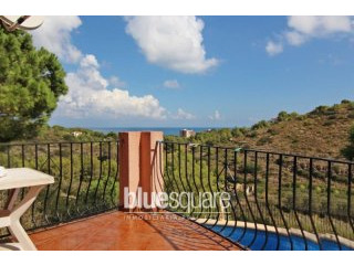 Detached 4 bedroom 3 bathroom Villa..