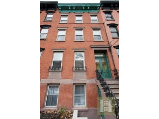 6 bedroom House For Sale: 710..