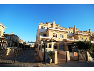 3 Bedrooms - Property - Alicante - For..