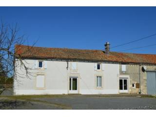 Huge 7 bedroom home - ready to move..
