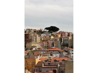 T2 Lisbon Apartment for Sale in Arroios..