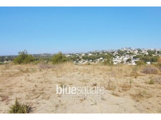 Building plot with lovely views to..