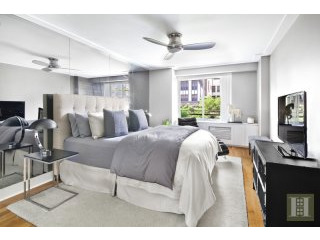 1 bedroom Apartment For Sale: 372..