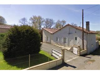 3-bed country property with great views