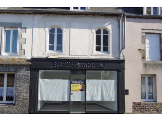 Cerences - House For Sale
