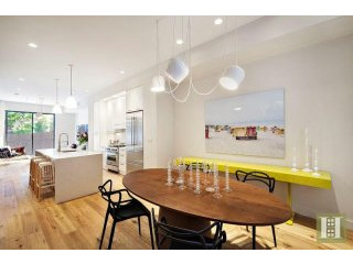 4 bedroom Apartment For Sale: 8..