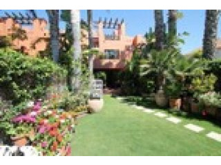 4 Bedrooms - Property - Malaga - For..