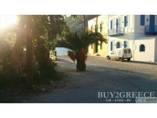 Β779 - FOR SALE PLOT 142m2