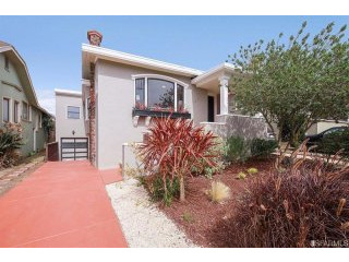 6 bedroom House For Sale: 137 Eastwood..