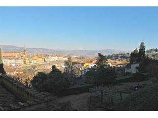 3 bedroom Apartment For Sale: Florence..