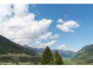 One-family house with a fantastic view..