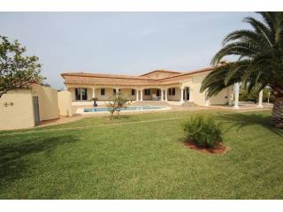Finca for sale in Denia