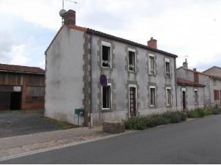 3 Bedroom Village House to Improve