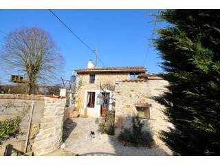 3 Bedrooms - Stone House -..