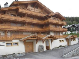 Magnificent Ski In And Out Luxury 6..