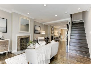 2 bedroom Town House For Sale: 504 4TH..