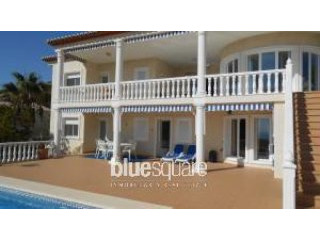 Splendid 4 bedroom villa with excellent..