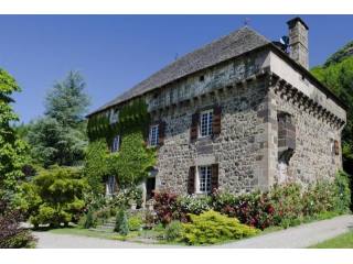 6 bedroom Castle For Sale: 15380 CANTAL