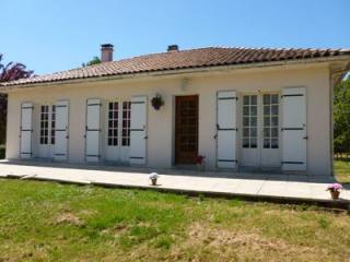 Detached Bungalow With Sous Sol Basement