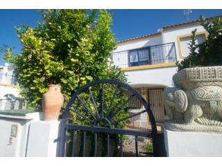 2 bedroom, 1 bathroom Apartment, Urban..
