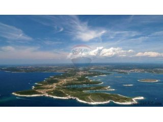 Istra,Premantura- Građevinsko zemljište na top lokaciji