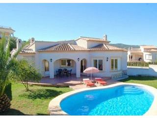 3 Bedrooms - Villa - For Sale