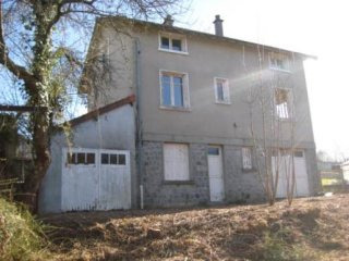 Large Detached 5 Bedroom House