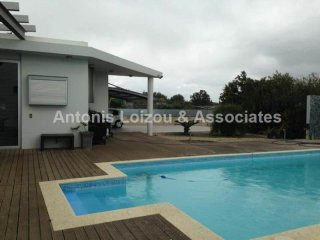 4 Bedroom Detached House in Lakatamia
