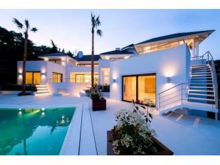 6 Bedrooms - Property - Malaga - Resale