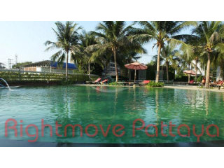 1 Bedroom Condo for sale in Wongamat -..